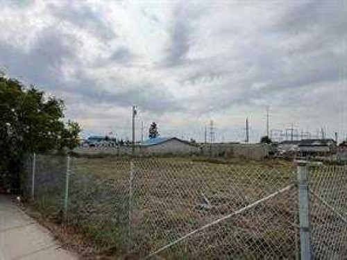 2535-2543 48 Avenue Se, Calgary, AB 