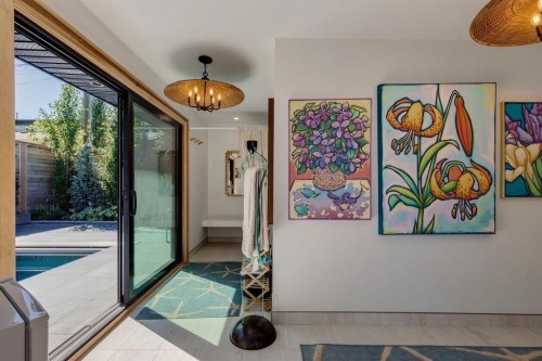 1927 12 Street Sw, Calgary, AB - Indoor Photo Showing Other Room