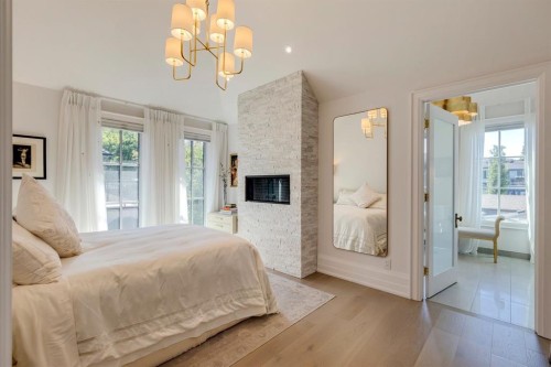 1927 12 Street Sw, Calgary, AB - Indoor Photo Showing Bedroom