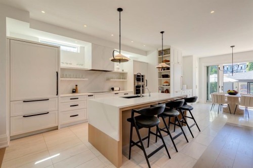 1927 12 Street Sw, Calgary, AB - Indoor