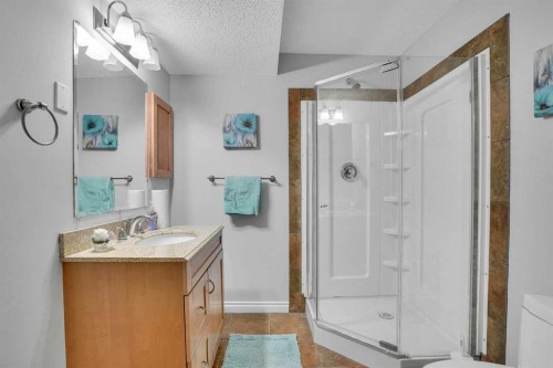 74 Cranleigh Green Se, Calgary, AB - Indoor Photo Showing Bathroom