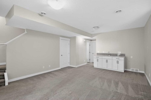 130 Evanscrest Terrace Nw, Calgary, AB - Indoor Photo Showing Other Room