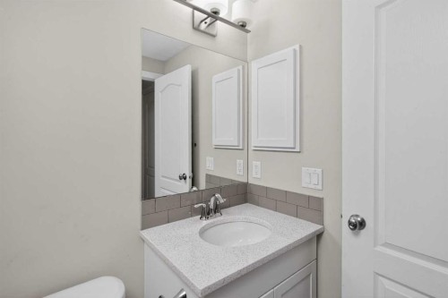 130 Evanscrest Terrace Nw, Calgary, AB - Indoor Photo Showing Bathroom
