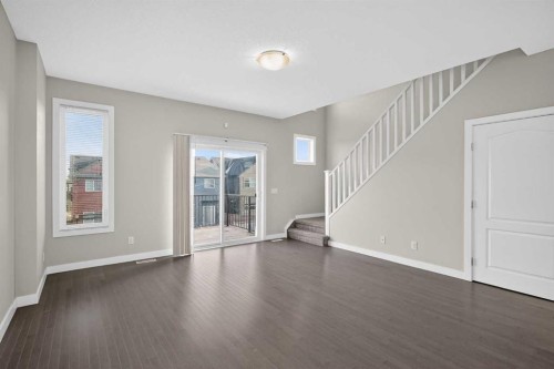 130 Evanscrest Terrace Nw, Calgary, AB - Indoor Photo Showing Other Room