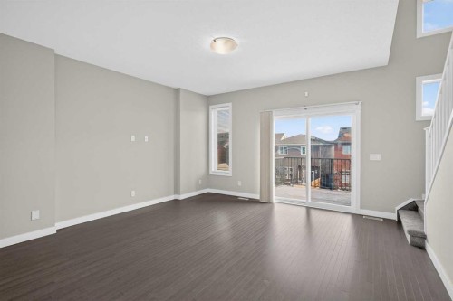 130 Evanscrest Terrace Nw, Calgary, AB - Indoor Photo Showing Other Room