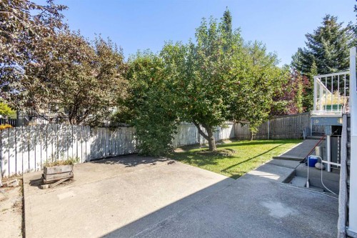125 Edgebrook Road Nw, Calgary, AB - Outdoor