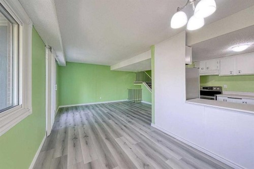 206-2200 Woodview Drive Sw, Calgary, AB - Indoor