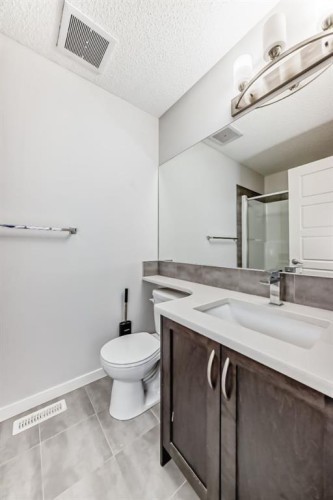 45 Nolanlake Cove Nw, Calgary, AB - Indoor Photo Showing Bathroom