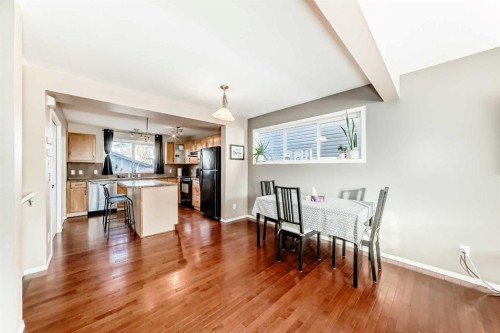 47 Bridlecrest Road Sw, Calgary, AB - Indoor Photo Showing Dining Room