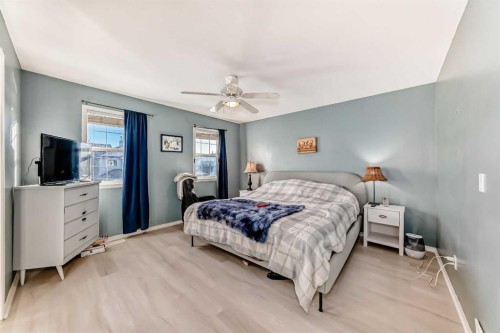47 Bridlecrest Road Sw, Calgary, AB - Indoor Photo Showing Bedroom