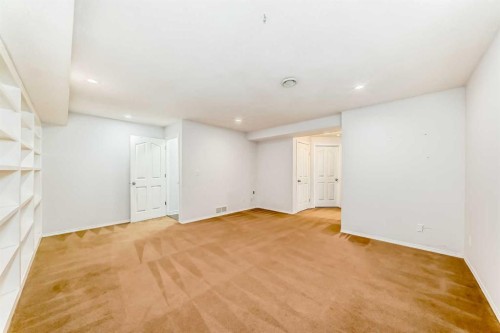 47 Bridlecrest Road Sw, Calgary, AB - Indoor Photo Showing Other Room