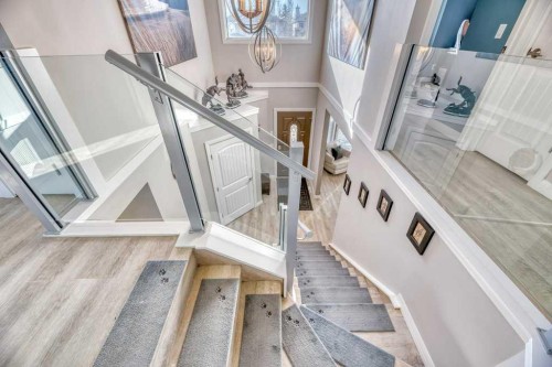 44 Douglas Shore Close Se, Calgary, AB - Indoor Photo Showing Other Room