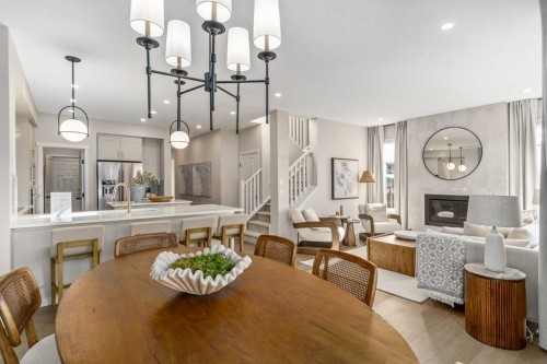 80 Magnolia Green Se, Calgary, AB - Indoor Photo Showing Dining Room