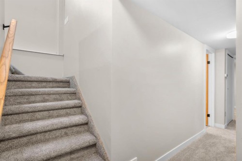 17 Gibson Road, Benchlands, AB - Indoor Photo Showing Other Room