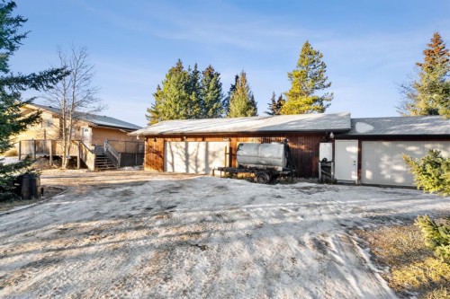 17 Gibson Road, Benchlands, AB - Outdoor