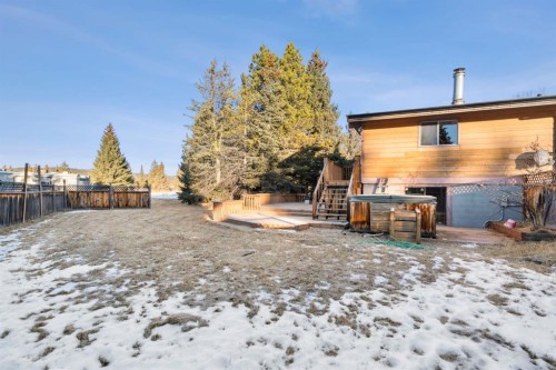 17 Gibson Road, Benchlands, AB - Outdoor