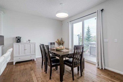 225 Kingsmere Cove Se, Airdrie, AB - Indoor Photo Showing Dining Room