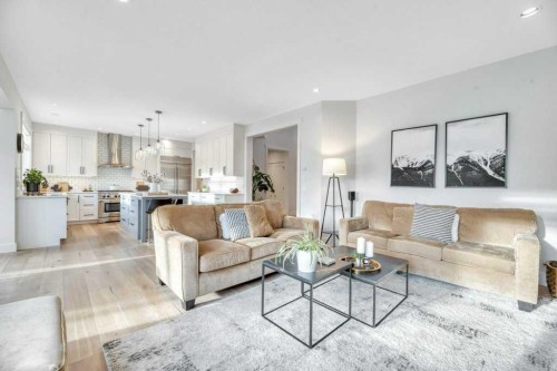 225 Discovery Ridge Way Sw, Calgary, AB - Indoor Photo Showing Living Room