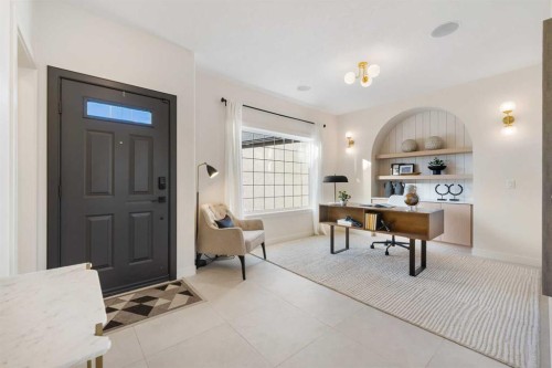 125 Discovery Place Sw, Calgary, AB - Indoor