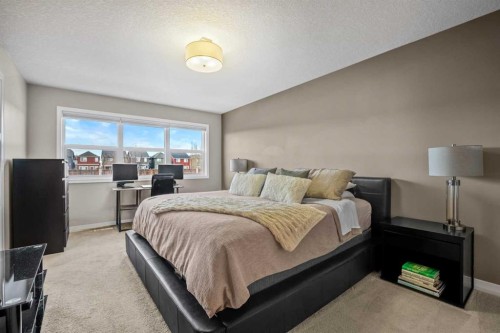 206 Mahogany Passage Se, Calgary, AB - Indoor Photo Showing Bedroom