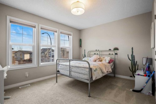 206 Mahogany Passage Se, Calgary, AB - Indoor Photo Showing Bedroom