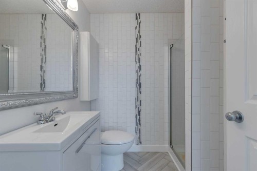403-527 15 Avenue Sw, Calgary, AB - Indoor Photo Showing Bathroom
