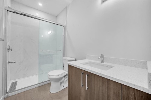 151 Carringham Way Nw, Calgary, AB - Indoor Photo Showing Bathroom