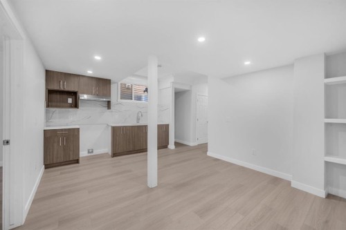 151 Carringham Way Nw, Calgary, AB - Indoor