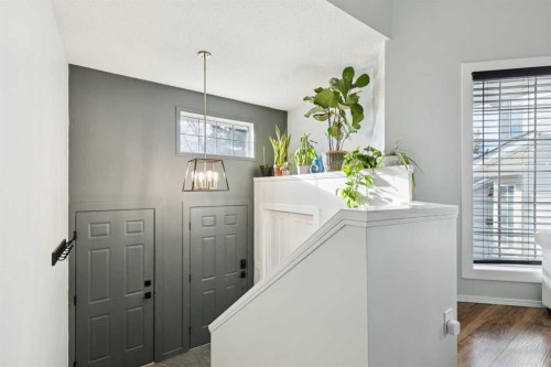 103 Hawkmount Green Nw, Calgary, AB - Indoor Photo Showing Other Room