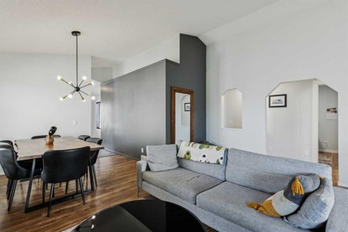 103 Hawkmount Green Nw, Calgary, AB - Indoor