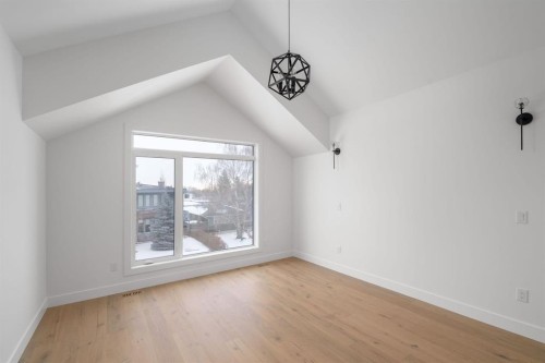 2227 36 Street Sw, Calgary, AB - Indoor Photo Showing Other Room