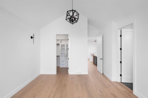 2227 36 Street Sw, Calgary, AB - Indoor Photo Showing Other Room