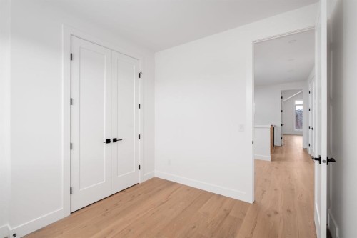 2227 36 Street Sw, Calgary, AB - Indoor Photo Showing Other Room