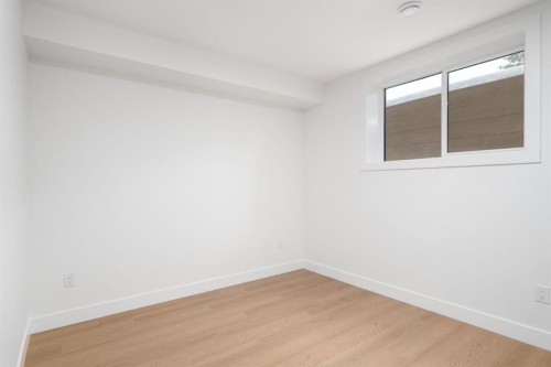 2227 36 Street Sw, Calgary, AB - Indoor Photo Showing Other Room