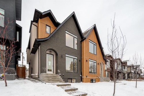 2227 36 Street Sw, Calgary, AB - Outdoor With Facade
