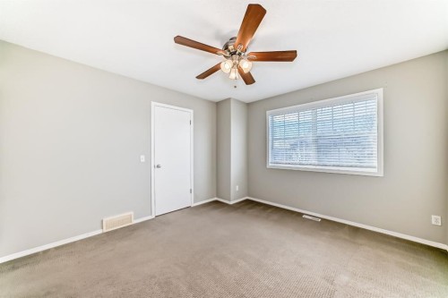 213 Prestwick Circle Se, Calgary, AB - Indoor Photo Showing Other Room