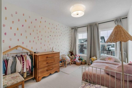 1176 Cranbrook Gardens Se, Calgary, AB - Indoor Photo Showing Bedroom