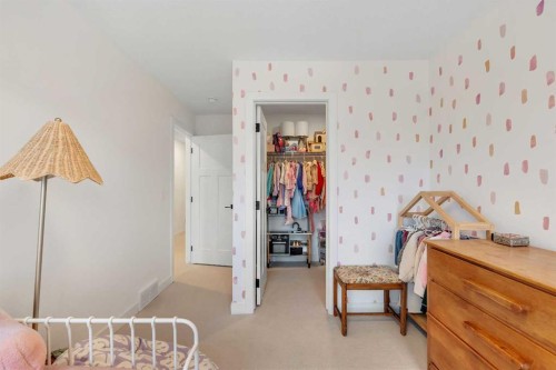 1176 Cranbrook Gardens Se, Calgary, AB - Indoor Photo Showing Bedroom