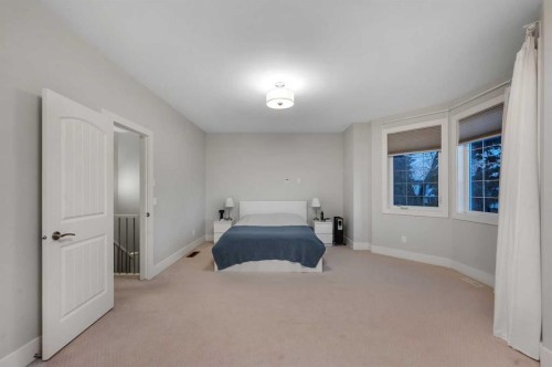 1708 23 Avenue Nw, Calgary, AB - Indoor