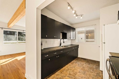 75 Galbraith Drive Sw, Calgary, AB - Indoor