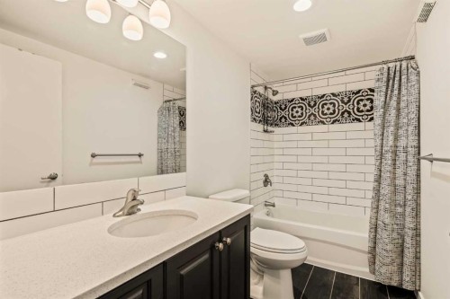 75 Galbraith Drive Sw, Calgary, AB - Indoor Photo Showing Bathroom