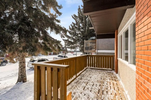 75 Galbraith Drive Sw, Calgary, AB - Outdoor With Exterior