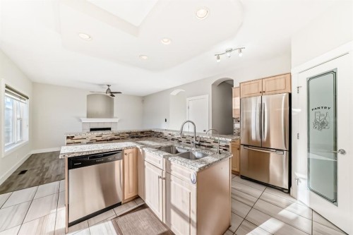 70 Martha'S Meadow Close Ne, Calgary, AB - Indoor Photo Showing Kitchen With Upgraded Kitchen