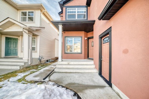 70 Martha'S Meadow Close Ne, Calgary, AB - Outdoor