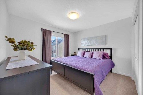 241 Legacy Point Se, Calgary, AB - Indoor Photo Showing Bedroom