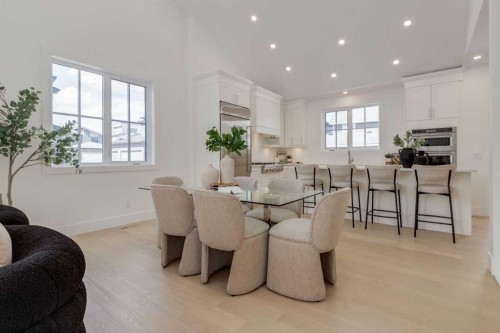 90 Treeline Gardens Sw, Calgary, AB - Indoor Photo Showing Dining Room