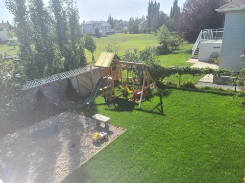 283 Highland Circle, Strathmore, AB - Outdoor
