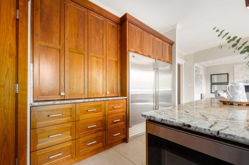 57 Slopes Point Sw, Calgary, AB - Indoor Photo Showing Kitchen