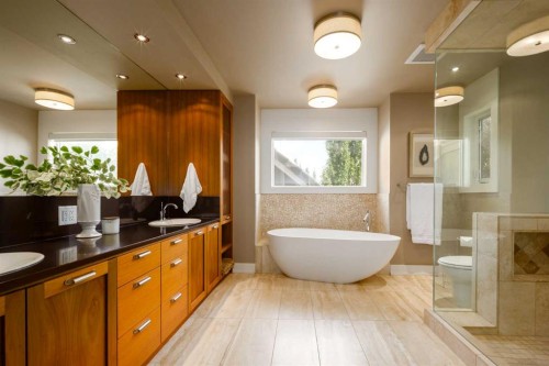 57 Slopes Point Sw, Calgary, AB - Indoor Photo Showing Bathroom