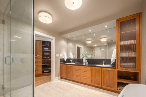 57 Slopes Point Sw, Calgary, AB - Indoor Photo Showing Bathroom